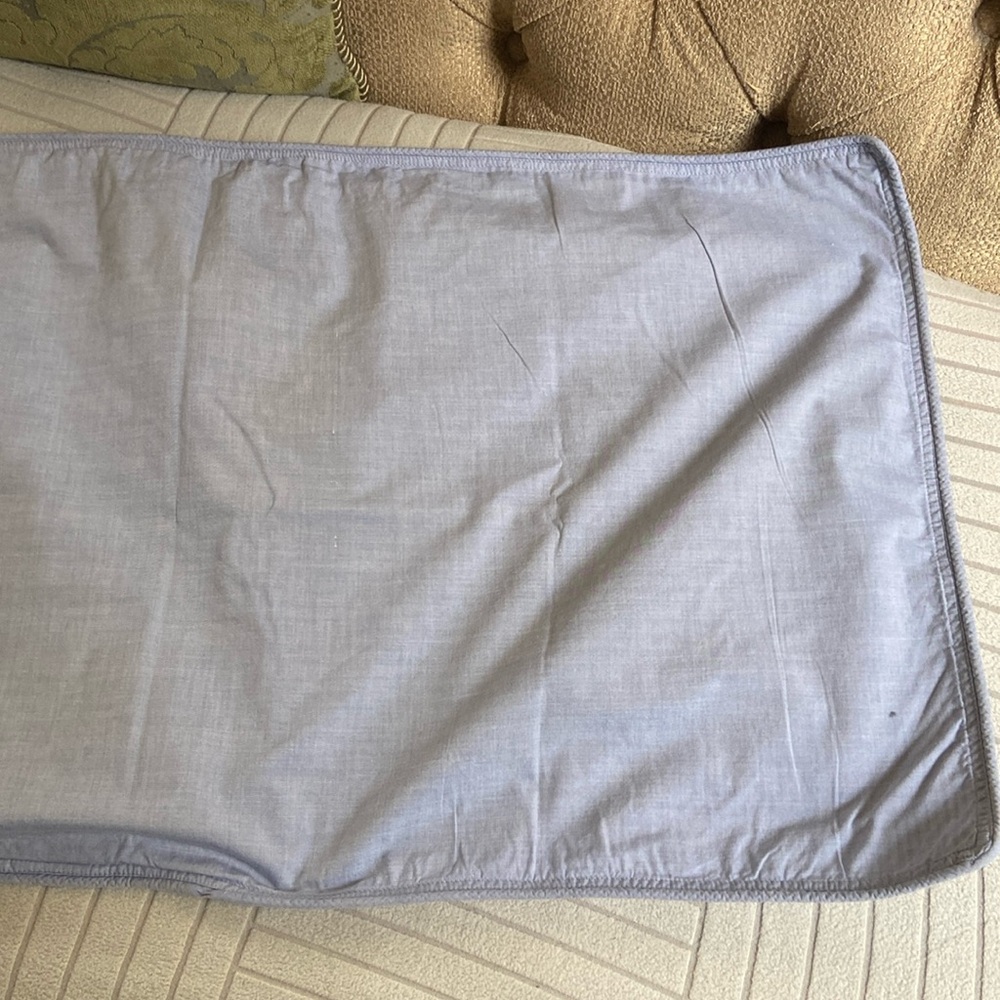 Lauren By Ralph Lauren 2 Standard Size Pillow Cases